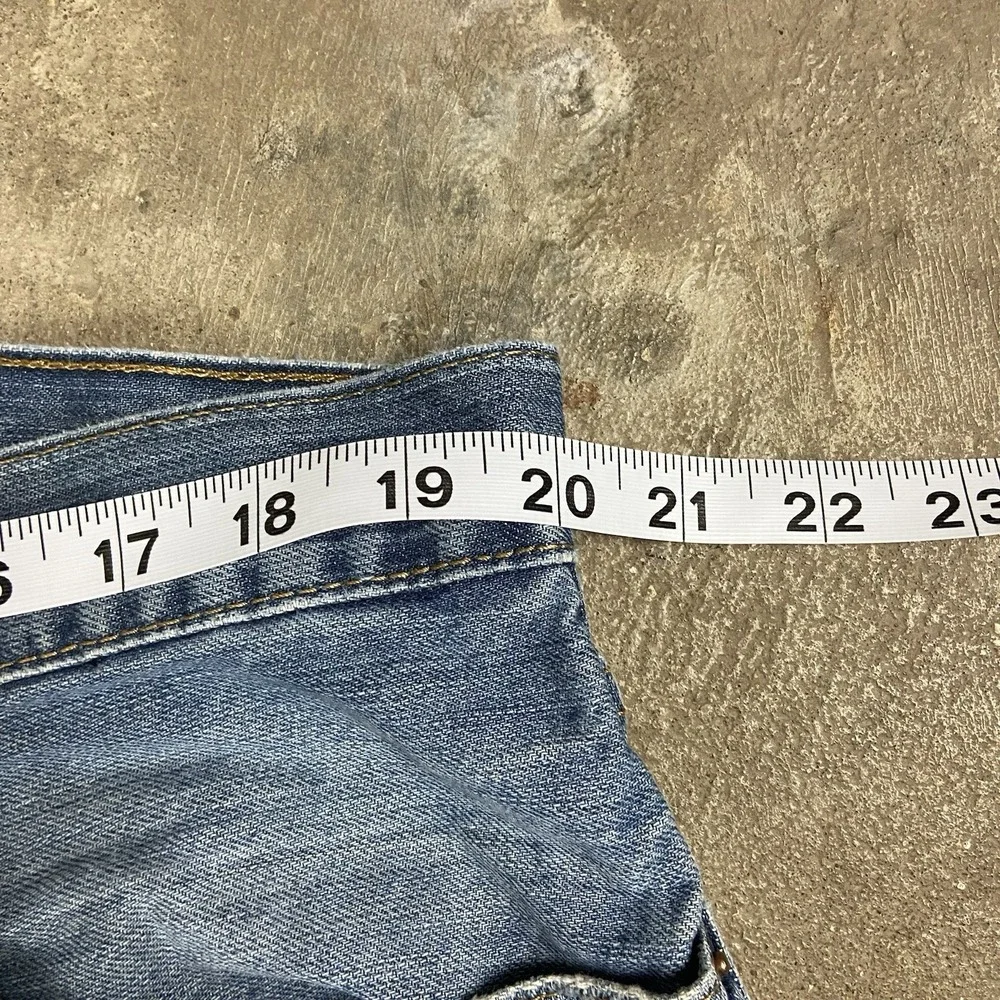 Levi's 559 Jeans Size 38x30 Blue Denim Medium Wash Relaxed Straight Casual Fit